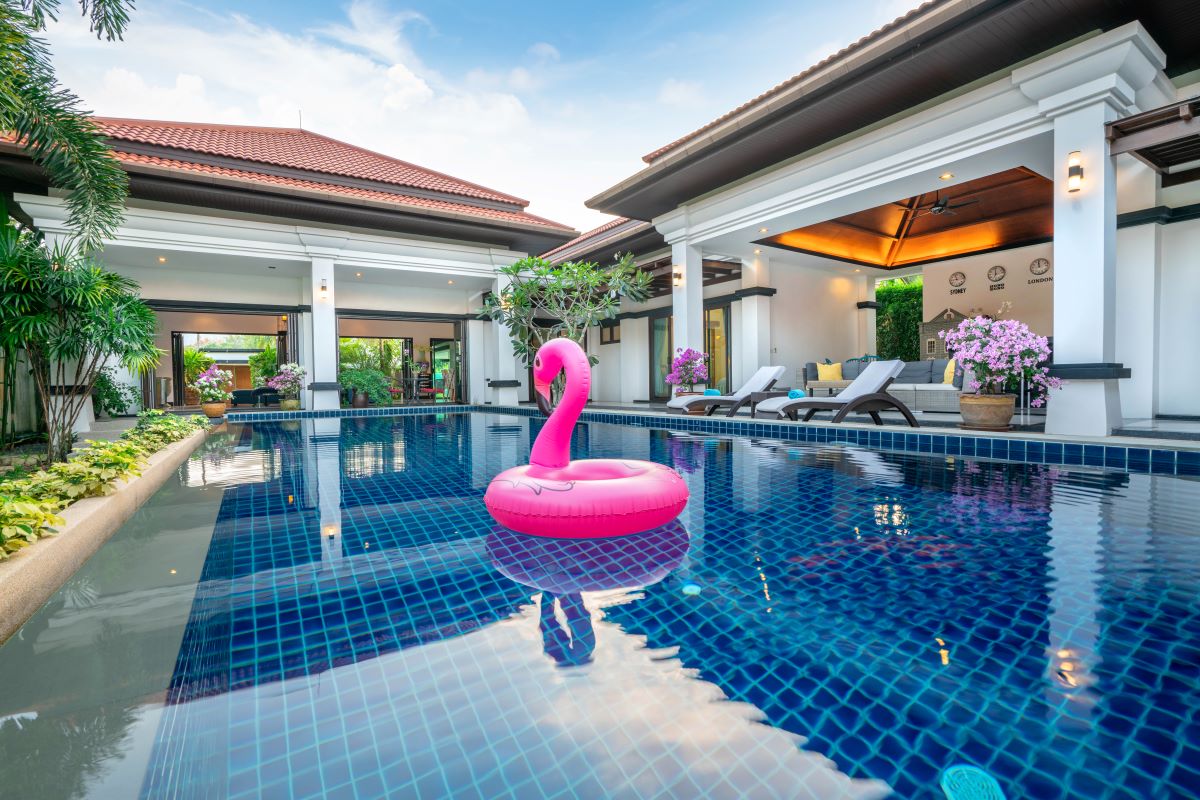 Spring To Summer Backyard Renovation Ideas