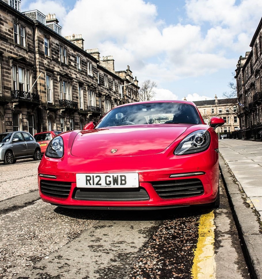 Where To Go Near Edinburgh? 5 Ideas For Your Car Trip