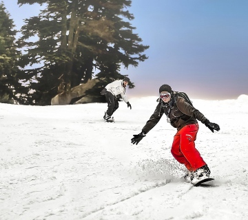 7 Incredible Physical and Mental Benefits Of Snowboarding