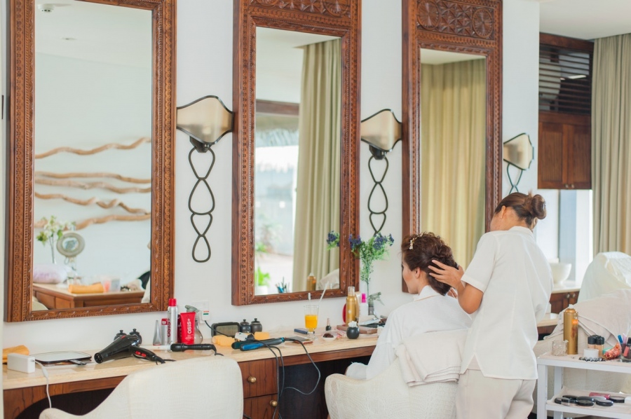 7 Effective Ways To Attract More Clients To Your Salon